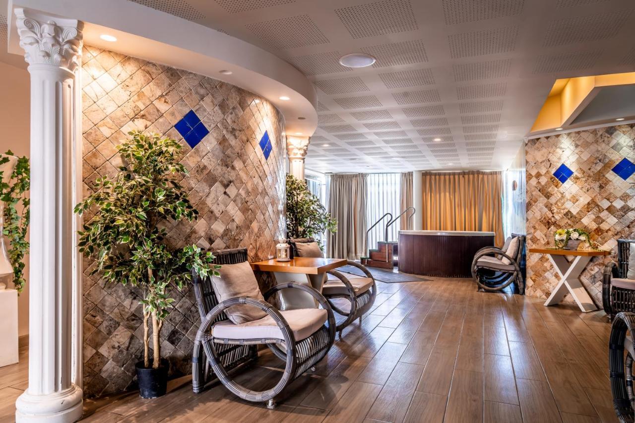 Rimonim Aquaduct Hotel Regba Eksteriør bilde